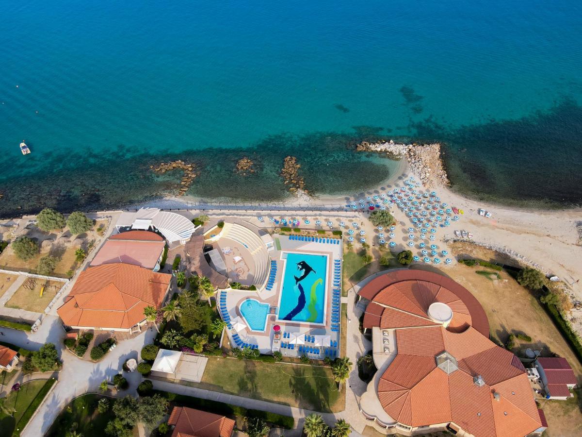 Villaggio Torre Ruffa Robinson Capo Vaticano Bagian luar foto